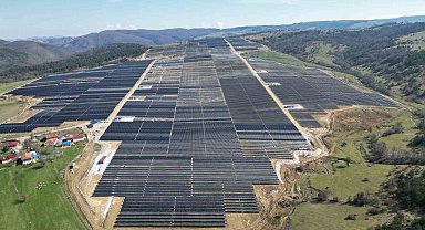Türkiye'nin en büyük GES projesi elektrik üretmeye başladı