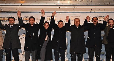 Tütüncü: "Antalya'nın trafik sorununu tarihin karanlık sularına gömüyoruz"