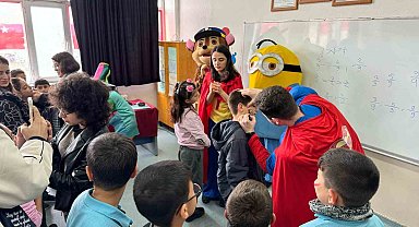 UEDAŞ "Kardeşim Üşemesin" diye yola çıktı, 10 yılda 10 bin öğrenciyi gülümsetti