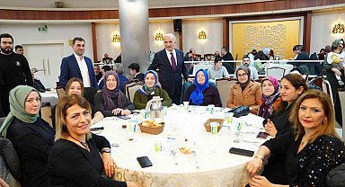 Ümraniye Belediye Başkanı Yıldırım Bakkallar Odası esnafı ile bir araya geldi