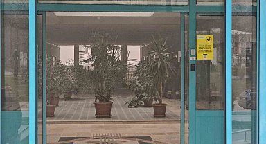 Üniversitedeki esrarengiz duman paniğe neden oldu