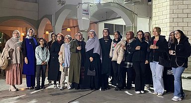 Üniversiteli gençler iftarda bir araya geldi