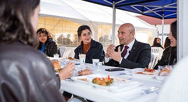 Üniversitelilere 860 bin kişilik ücretsiz yemek dağıtıldı