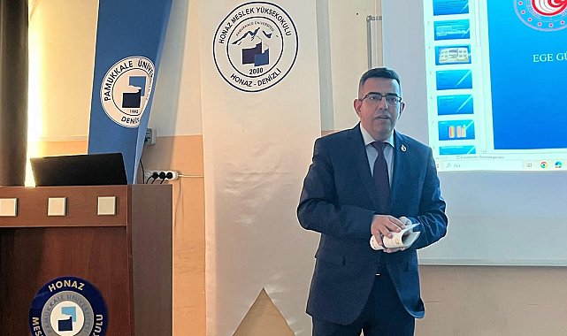 Üniversitelilere gümrük mevzuatındaki güncel gelişmeler anlatıldı