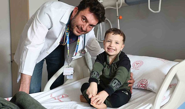 Uzman Dr. Emre Karadeniz: "Mutlu olan insanlar, hastalıklarını daha çabuk atlatıyorlar"