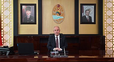 Vali Coşkun; "Sağlık çalışanlarımızın gösterdikleri fedakarlık her türlü övgünün üzerindedir"