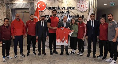 Vali Dallı'dan olimpiyatlara hazırlanan şampiyon sporculara moral desteği