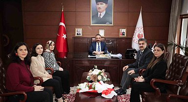 Vali Hacıbektaşoğlu'na Kütüphanecilik Haftası ziyareti