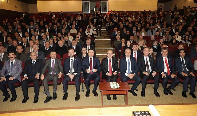 Vali Işın: "Üretimimizin yüzde 41'i sanayi"