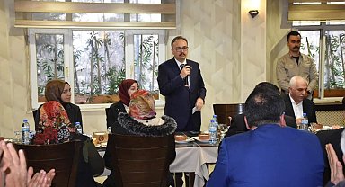 Vali Kızılkaya Siirt'teki romanlarla bir araya geldi
