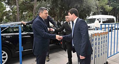Vali Şahin'den, Rusya Başkonsolosluğuna taziye ziyareti