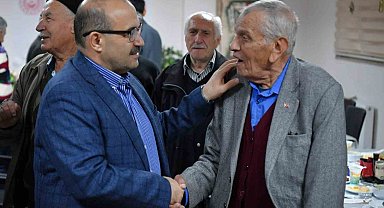 Vali Ustaoğlu, huzurevi sakinleriyle iftarda bir araya geldi