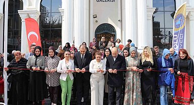 Van'da 'Epoksi Sergisi'ne kadınlardan yoğun ilgi