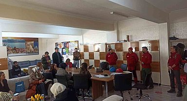 Van'da gerçeği aratmayan deprem tatbikatı