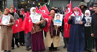 Vanlı annelerin evlat nöbeti 77'nci haftasında