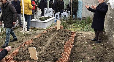 Vefat eden felçli baba Ali Torun, şehit evladının yanına defnedildi