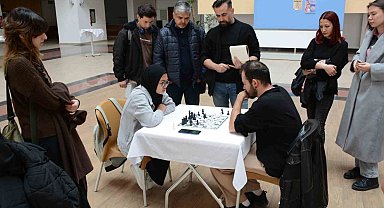 Yabancı Diller Kulübü'nün düzenlediği satranç turnuvası sona erdi