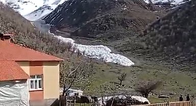Yağış değil, sıcak hava çığ düşmesine neden oldu