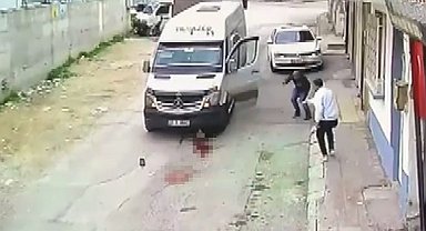 Yaşlı adamın öldüğü feci kaza saniye saniye kamerada