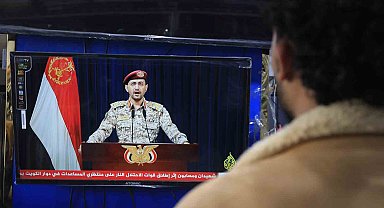 Yemen'deki Husiler, Aden Körfezi ve Kızıldeniz'de ABD gemilerini hedef aldı