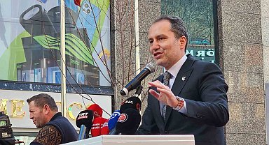 Yeniden Refah Partisi Genel Başkanı Erbakan: "CHP'li belediyeler yüksek dolar faiziyle borçlanıyor"