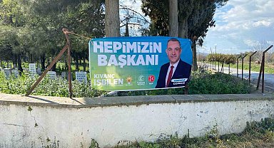 Yenipazarlı Başkan adayı mezarlığa öyle bir afiş astı ki görenler şaşkınlığını gizleyemiyor