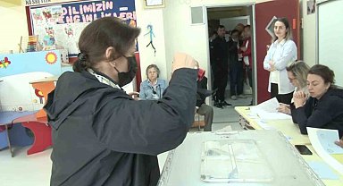 Yeşilçam güzeli Gülşen Bubikoğlu oyunu kullandı