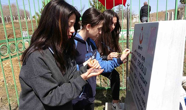 Yozgat'ta öğrencilerden şehitlere büyük vefa