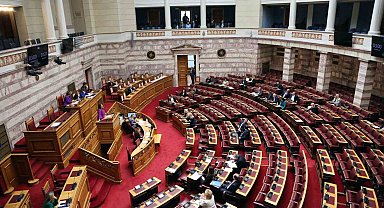 Yunan parlamentosundan özel üniversitelerin açılmasını içeren yasa tasarısına onay