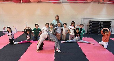 Yunusemreli çocuklar spora ilk adımı cimnastikle atıyor