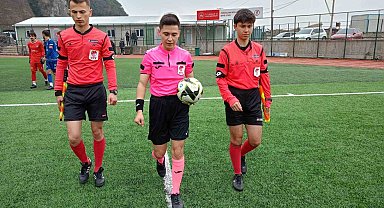 Zonguldak'ta 11 yıl sonra tiyatro gösterimi gerçekleşti