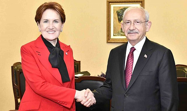 'Altılı Masa'da bulunan 2 genel başkan partilerine veda etti