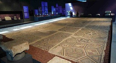 'Amisos Mozaiği' yoğun ilgi çekiyor