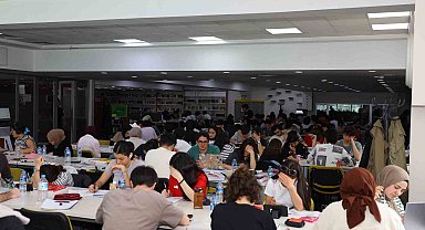 724 kütüphane uygulaması gençlerden tam not aldı