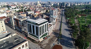 Adana bayram nedeniyle hayalet şehre döndü