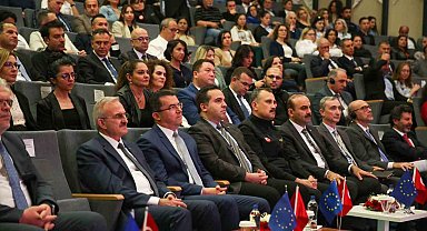 AFAD Başkanı Memiş: "Birçok iklim modeli önemli ölçekte iklimsel değişiklik ve buna bağlı hidrometeorolojik afetlerle karşılaşılacağını öngörüyor"