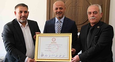 Afşin Belediyesi'nde devir teslim, yeni başkan göreve başladı
