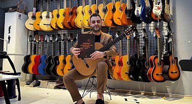 Ahmet Kılıç "Klasik Gitar Metodu"nu yayınladı
