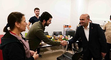 AK Parti İl Başkanı Albayrak'tan sağlık çalışanlarına ve emniyet güçlerine bayram ziyareti