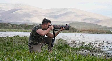 Aladağlar Milli Parkı ve Niğde Akkaya Barajı, kuş fotoğrafçılarının mekanı oldu