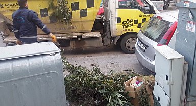Altıeylül temizlik ekipleri bayramda görev başında