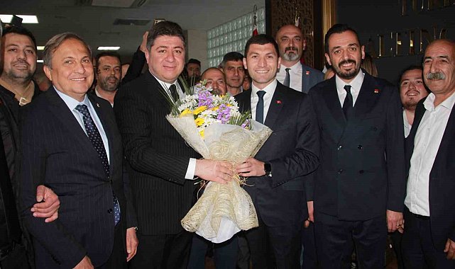 Altınordu Belediye Başkanı Ulaş Tepe görevi devraldı