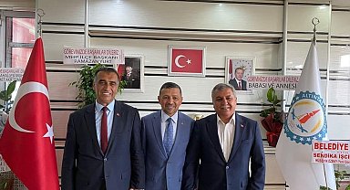 Altıntaş'ta Hikmet Tunç, görevi Arif Teke'den devraldı