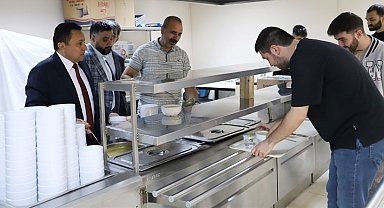 Amasya Üniversitesi'nden sınavlara hazırlanan öğrencilere çorba ikramı