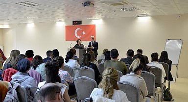 Ambulans Servisi Başhekimliğinde Yenidoğan Canlandırma Programı Eğitimi verildi