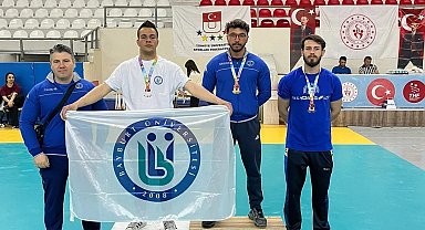 Anadolu Üniversitesi Sporcuları TÜSF müsabakalarından madalya ile döndü