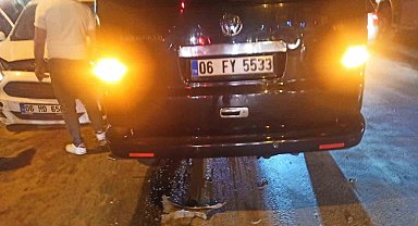 Ankara'da 3 aracın karıştığı zincirleme kaza: 3 yaralı