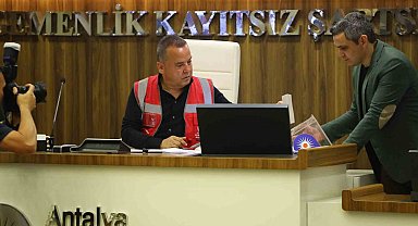 Antalya Büyükşehir Belediye Meclisi yeni dönemin ilk toplantısını yaptı