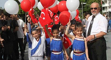 Antalya'da 23 Nisan kutlama programları başladı