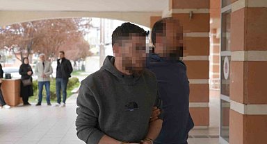 Aracında silahla vurulmuştu: Adliyeye sevk edilen 2 kişi tutuklandı